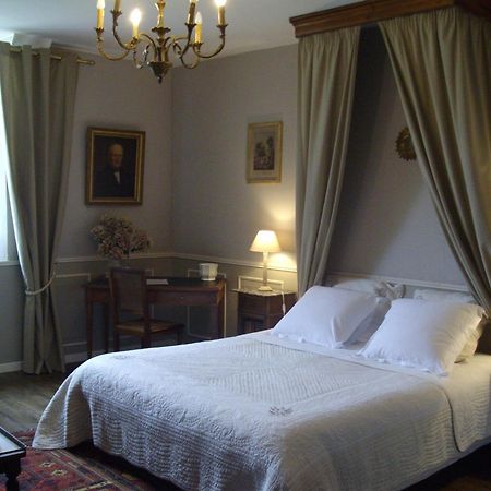 サン・マロ Manoir De La Baronnie Bed & Breakfast エクステリア 写真