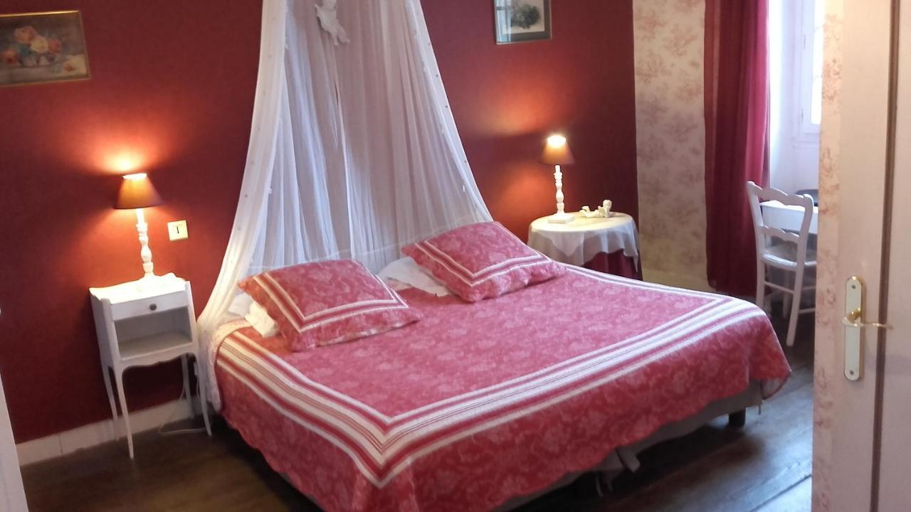 サン・マロ Manoir De La Baronnie Bed & Breakfast エクステリア 写真