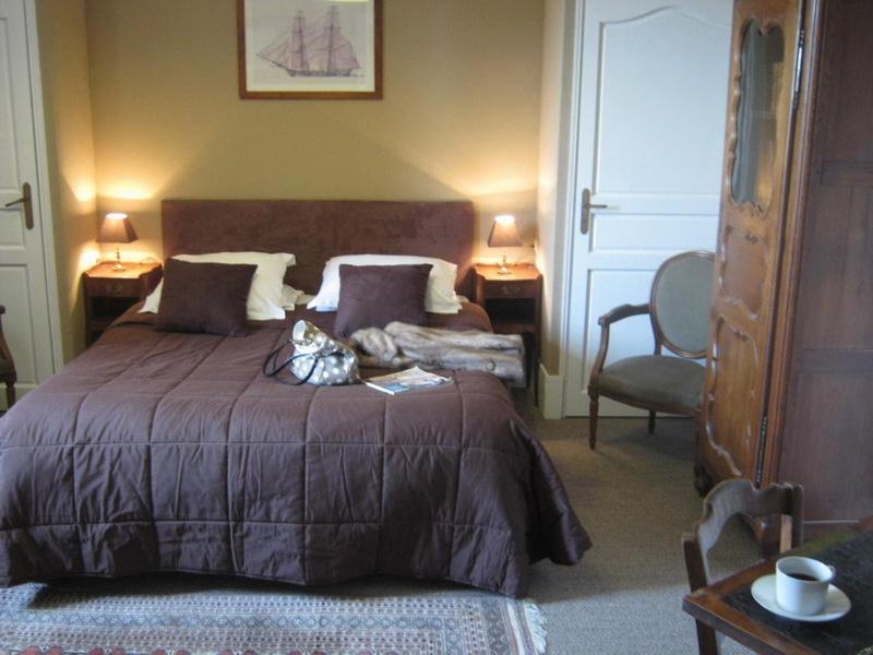 サン・マロ Manoir De La Baronnie Bed & Breakfast エクステリア 写真